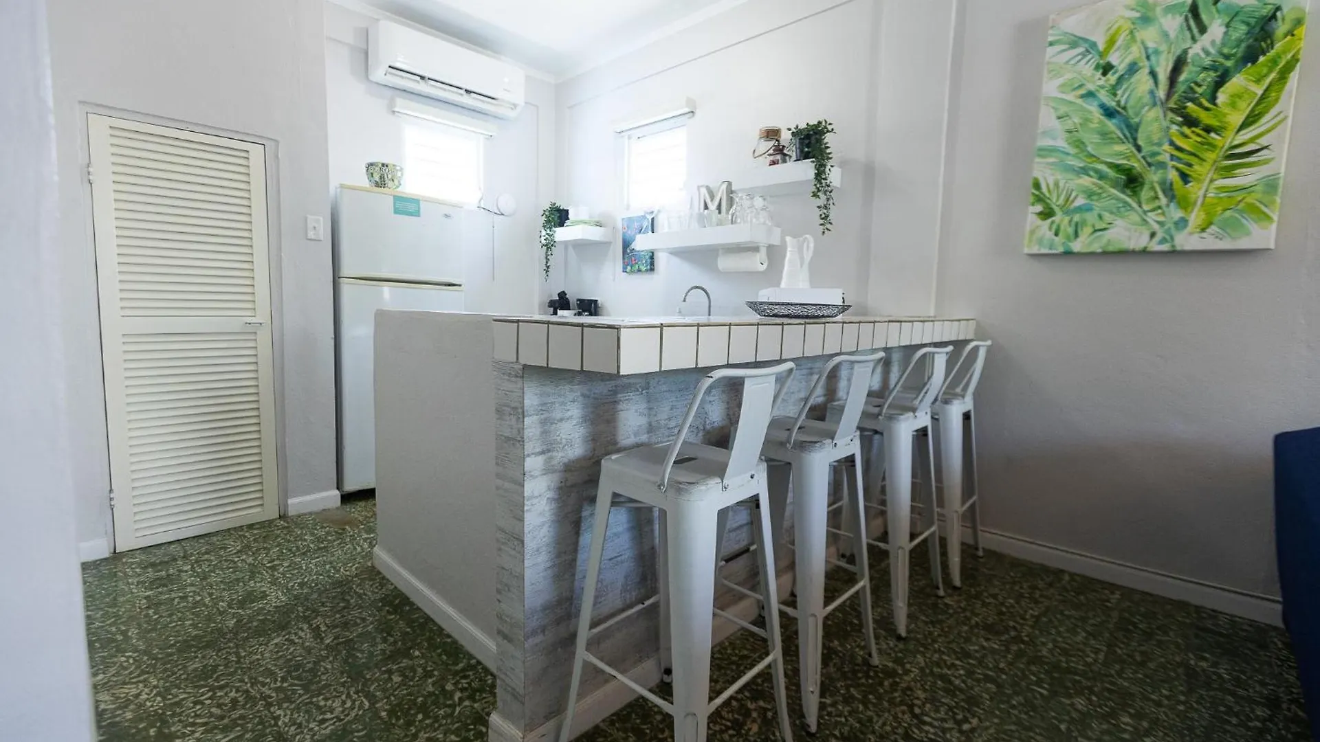 201-Vintage Modern Haven In The City, Near The Beach With Free Parking سان خوان