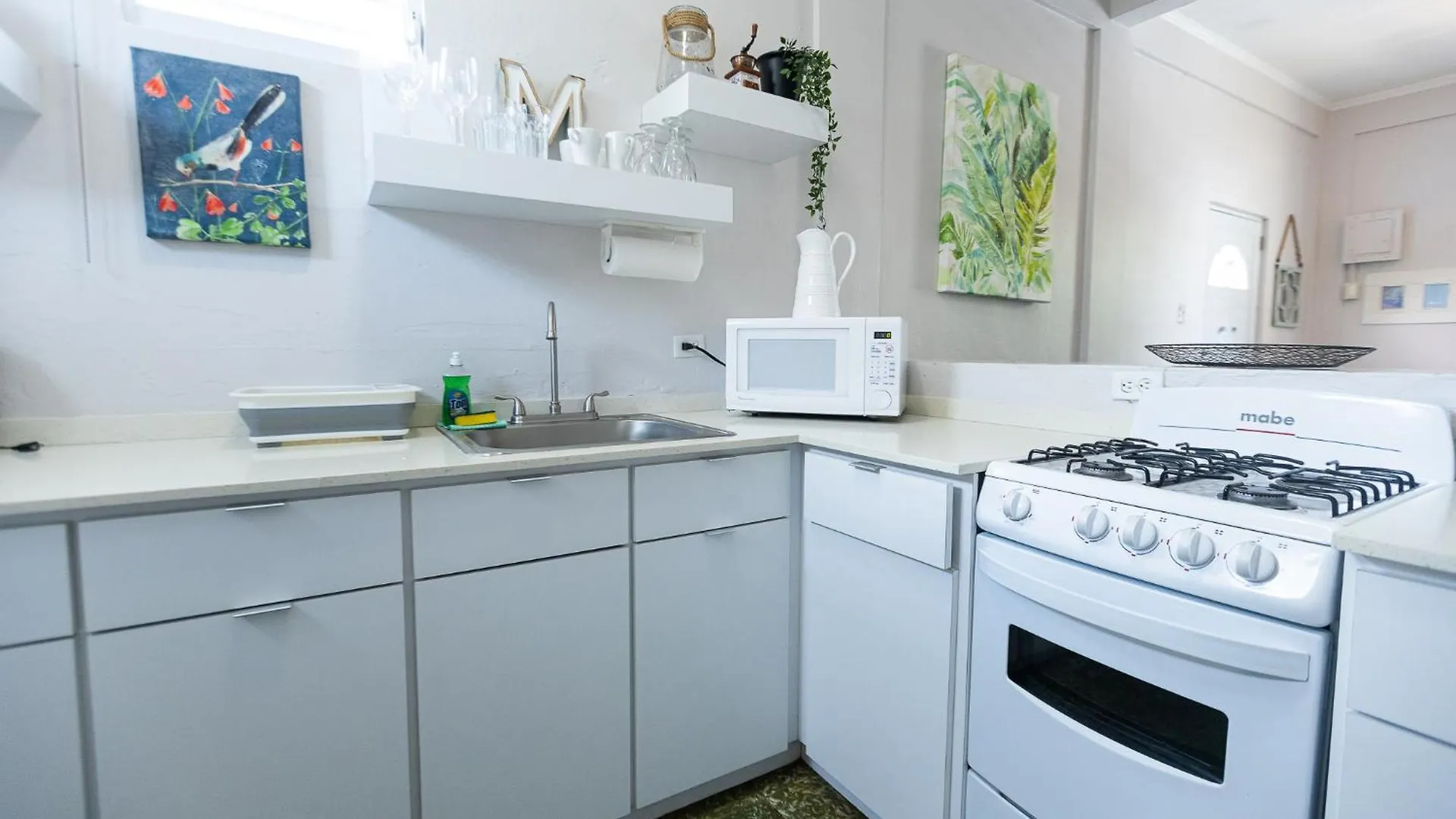 201-Vintage Modern Haven In The City, Near The Beach With Free Parking 圣胡安 0*,  波多黎各